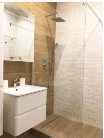 СТЕКЛЯННЫЙ ДУШЕВОЙ ЭКРАН